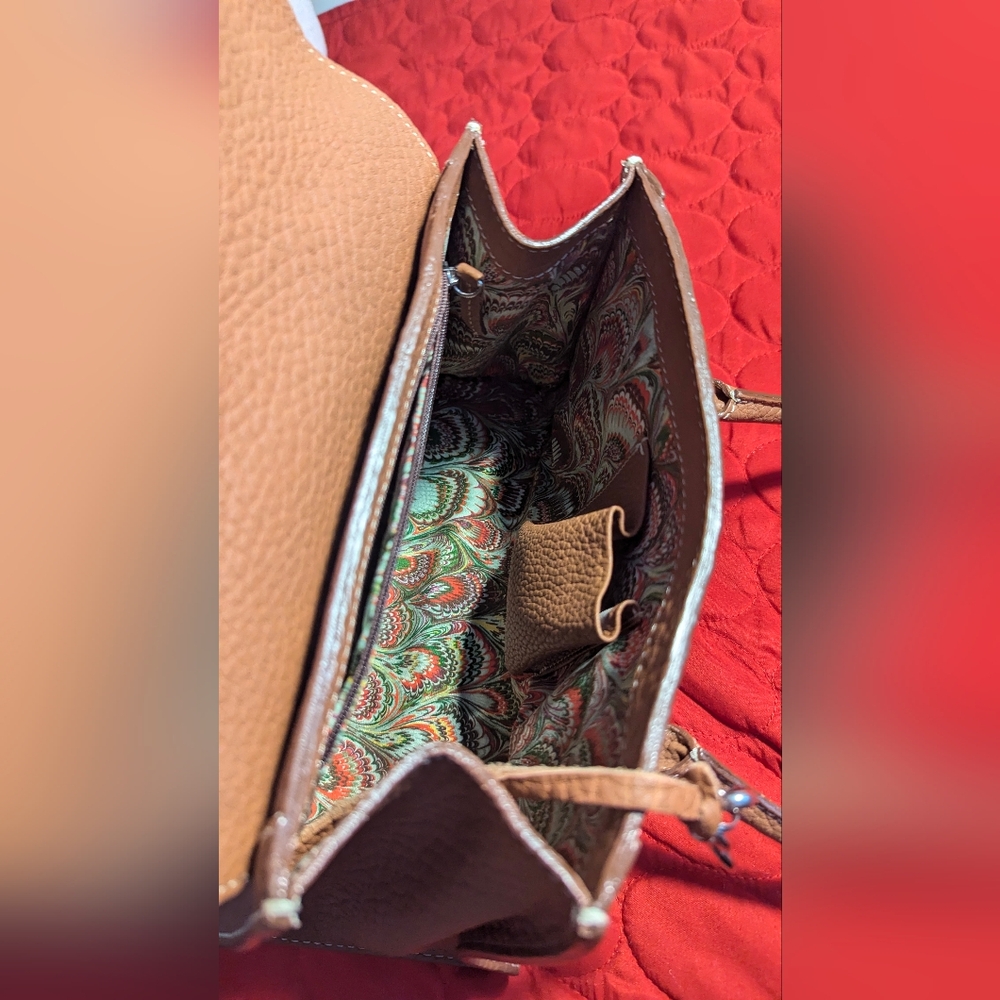 Dooney & Bourke Medium flap satchel - Picture 6 of 7